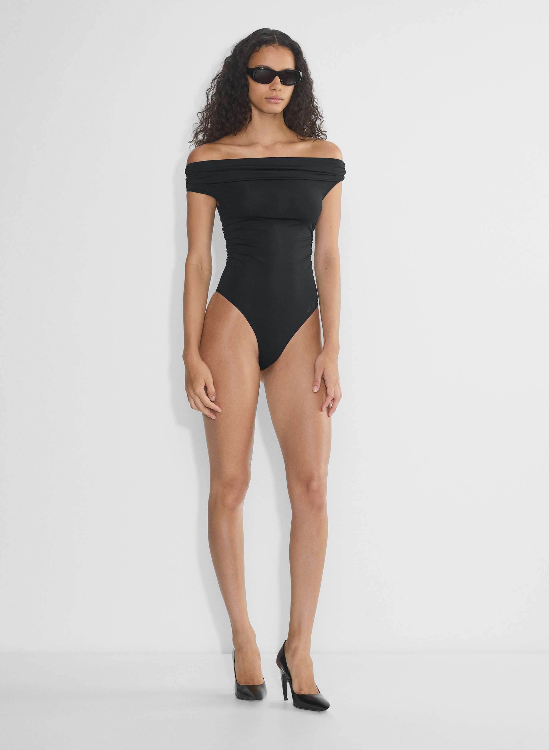 Aritzia, Babaton Original Contour Resonance Bodysuit
