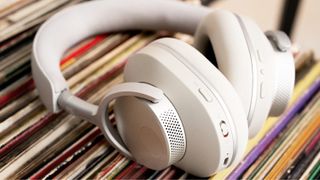 Cambridge Audio P100 SE white over-ear wireless headphones