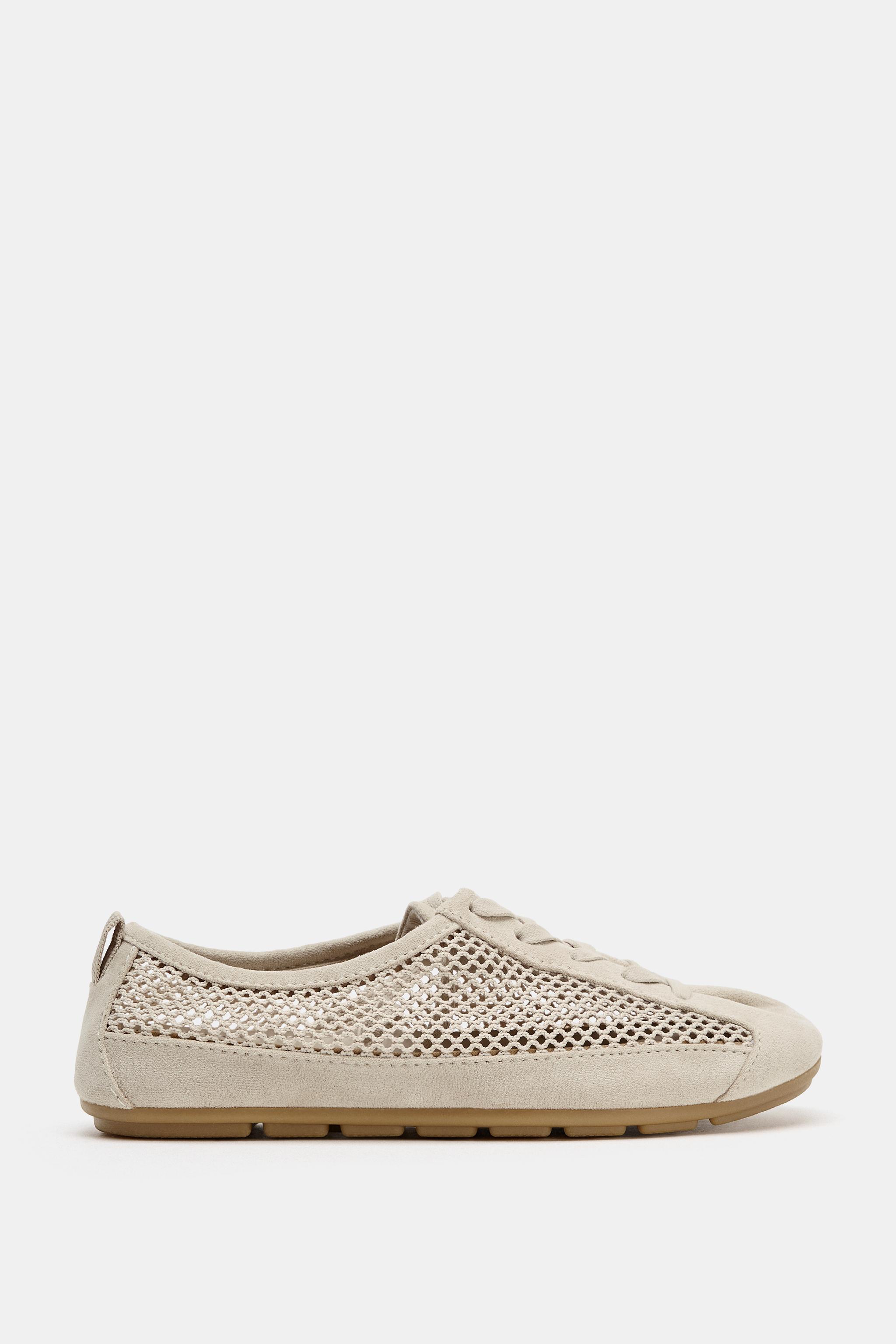 mesh pull tab sneakers
