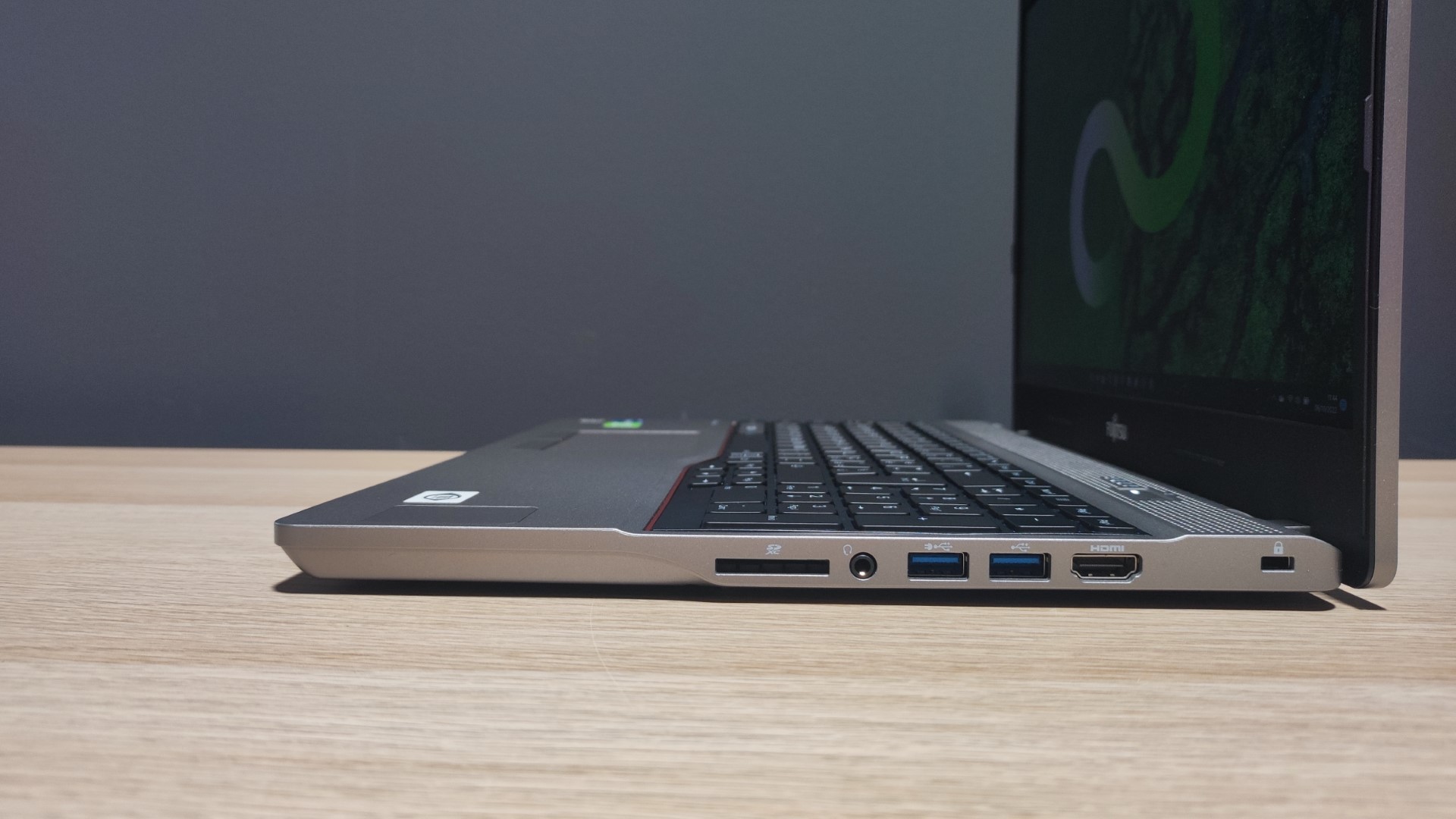 Fujitsu Celsius H5511