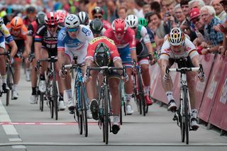 Peter Sagan wins a photos finish ahead of Andre Greipel during stage 4 of the Eneco Tour