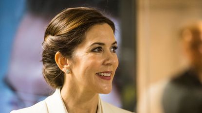 Crown Princess Mary's white trousers