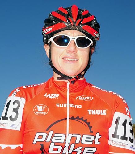 Kristen Wentworth (Planet Bike) on the front row.