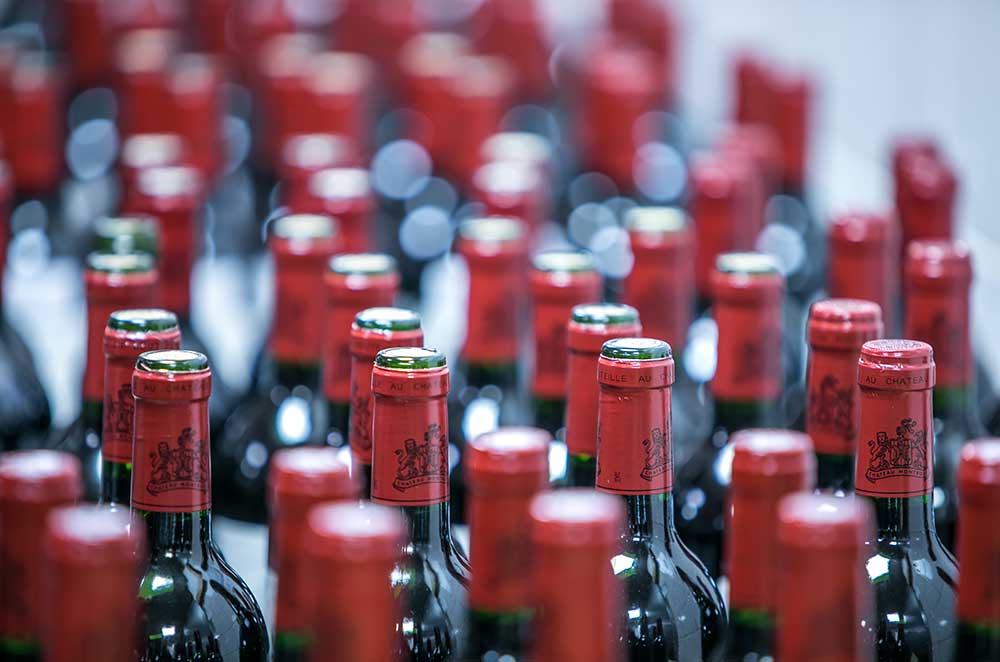 Bordeaux drinking windows