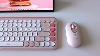 Logitech POP ICON Keys keyboard and POP mouse in pink