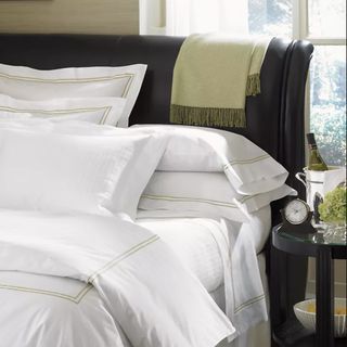 Sferra Grande Hotel Sheet & Pillowcase Collection
