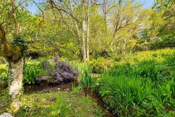 Kerswell Springs, Chudleigh, Newton Abbot, Devon