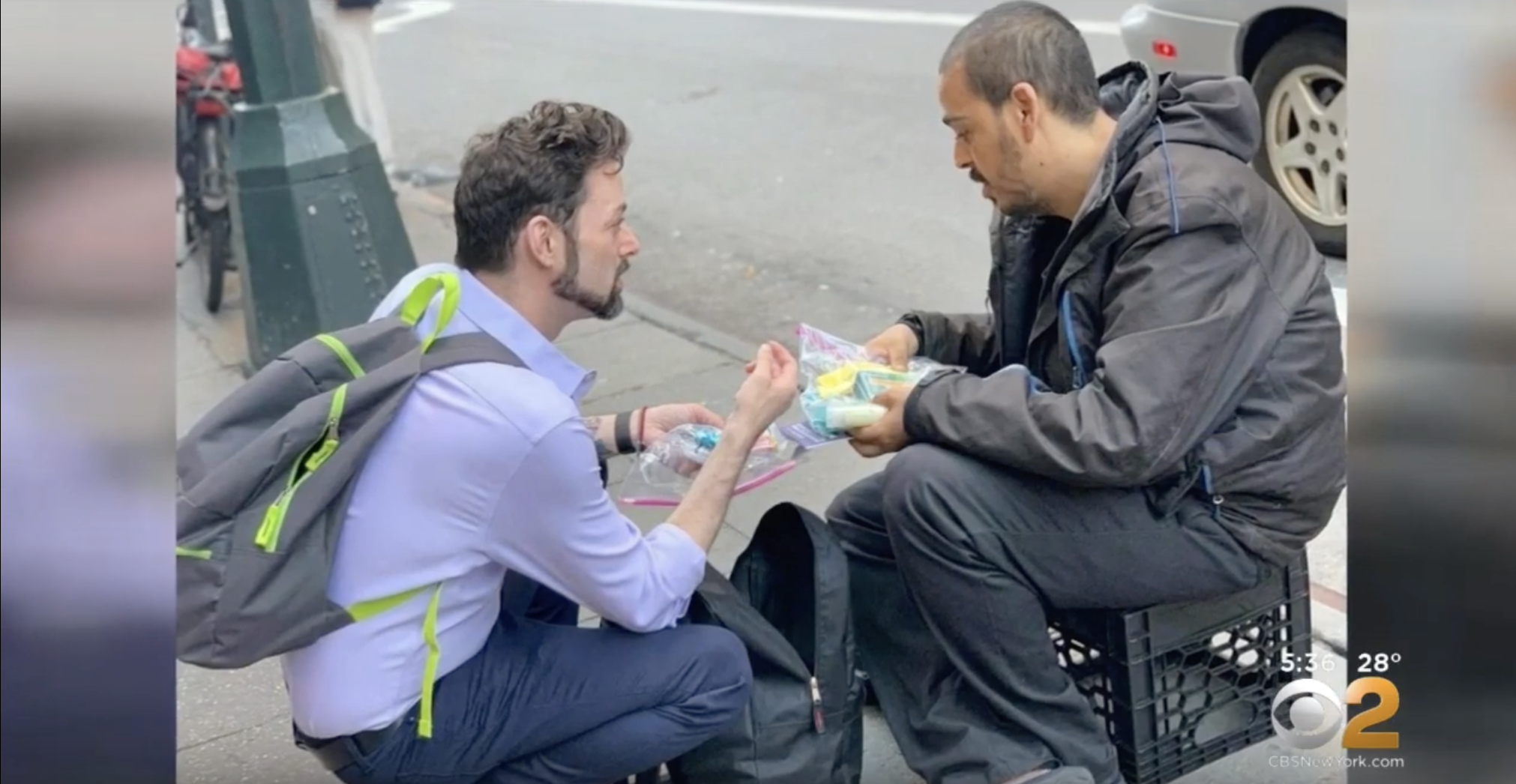 New York City volunteers make sure the homeless don't feel left out ...