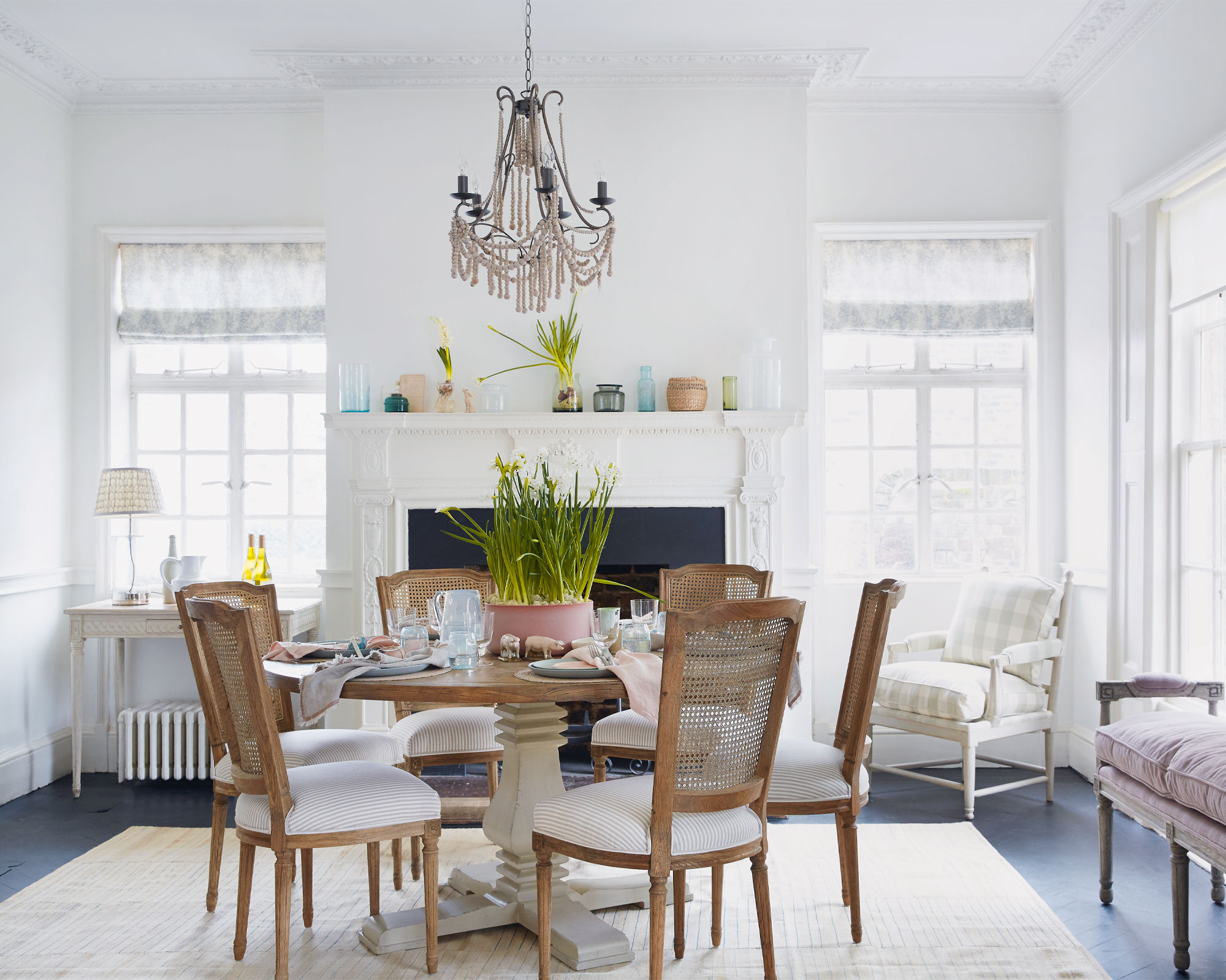 White dining room ideas: 10 designs for a calming and inviting space ...