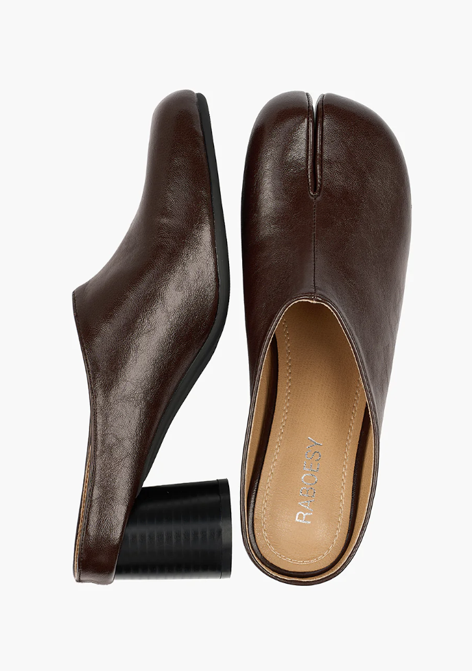 Raboesy, Tabi Slip On Pumps