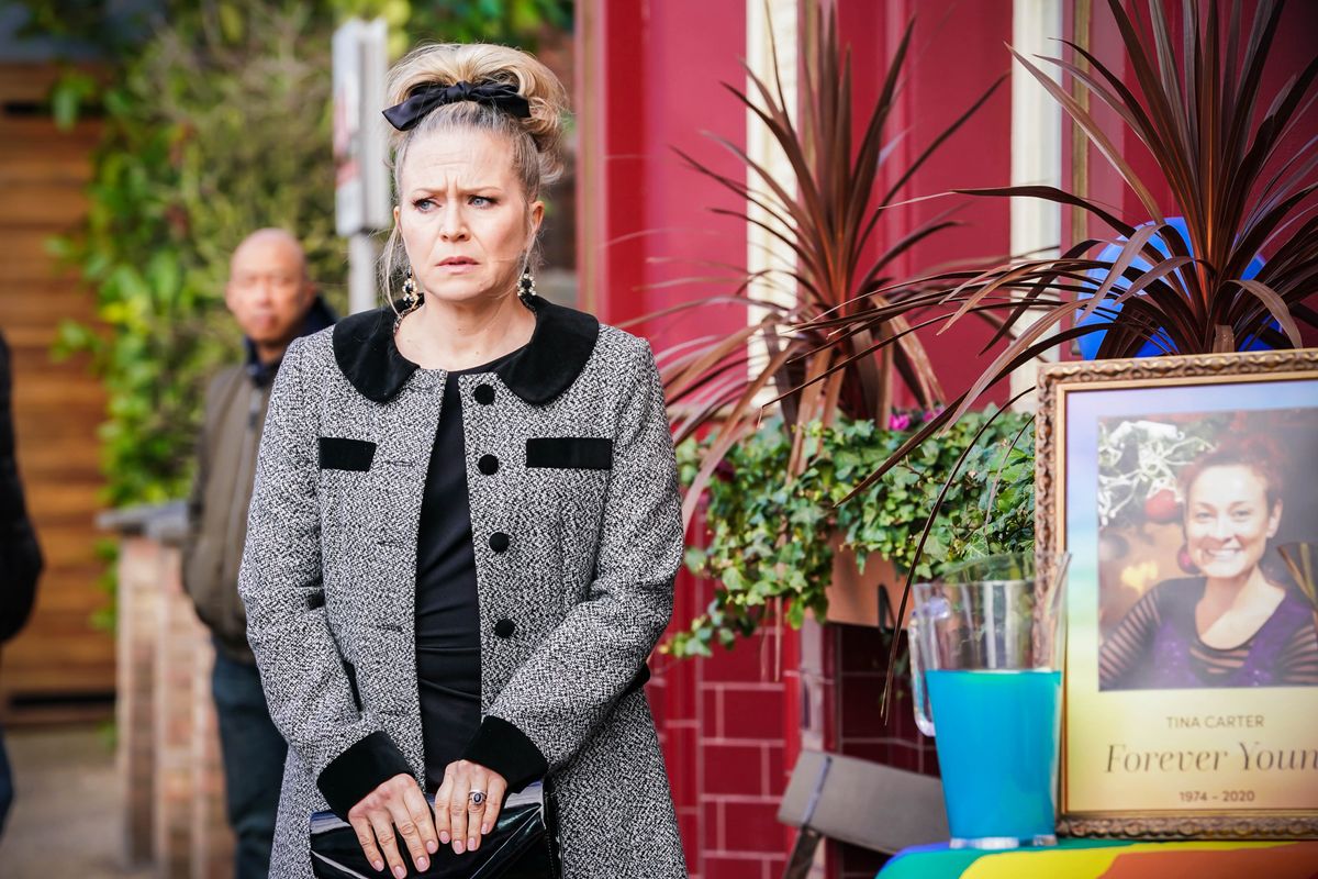 Linda Carter is back in Albert Square