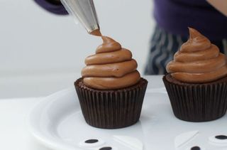 Emoji cupcakes