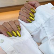august nail colours