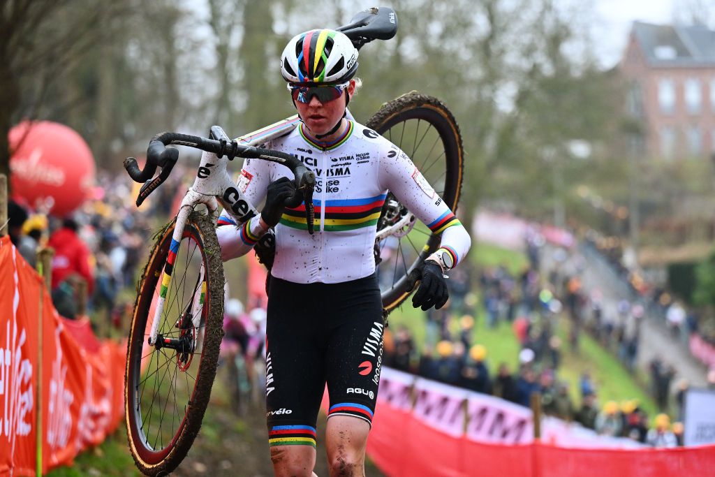 riders during the 2024 women's uci world cup race in namur