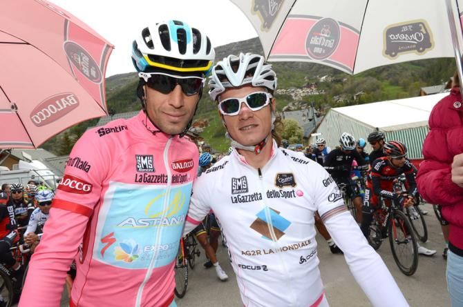 Maglia rosa Vincenzo Nibali and maglia bianca Carlos Betancur await the start of stage 16
