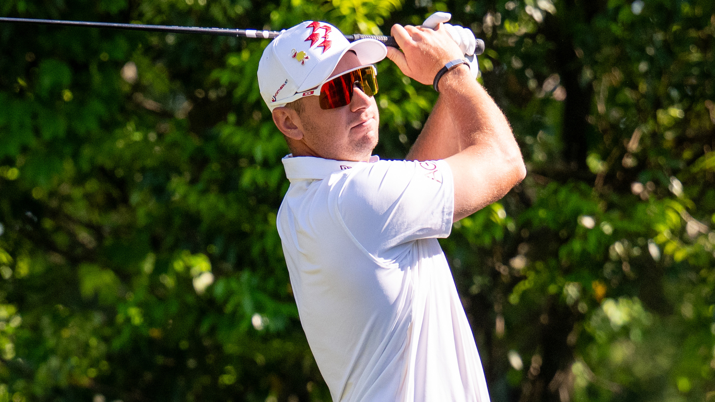 Lucas Herbert takes a shot at the International Series Japan 