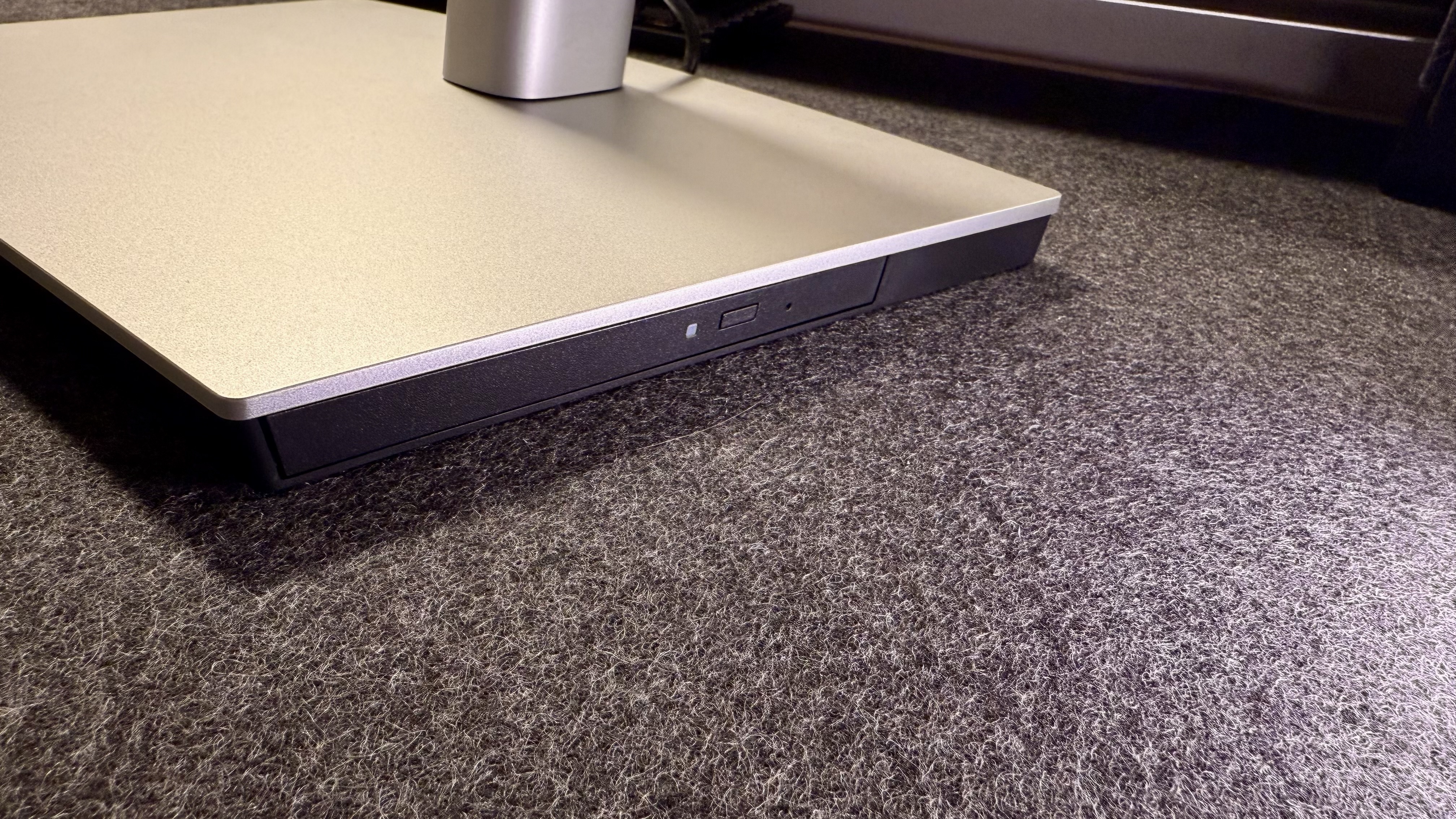 Dell | Optiplex 7420 AIO |