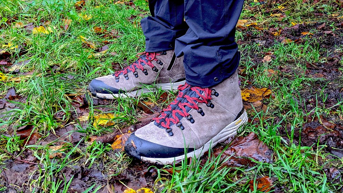 Danner Arctic 600 Side-Zip winter boots review | Advnture