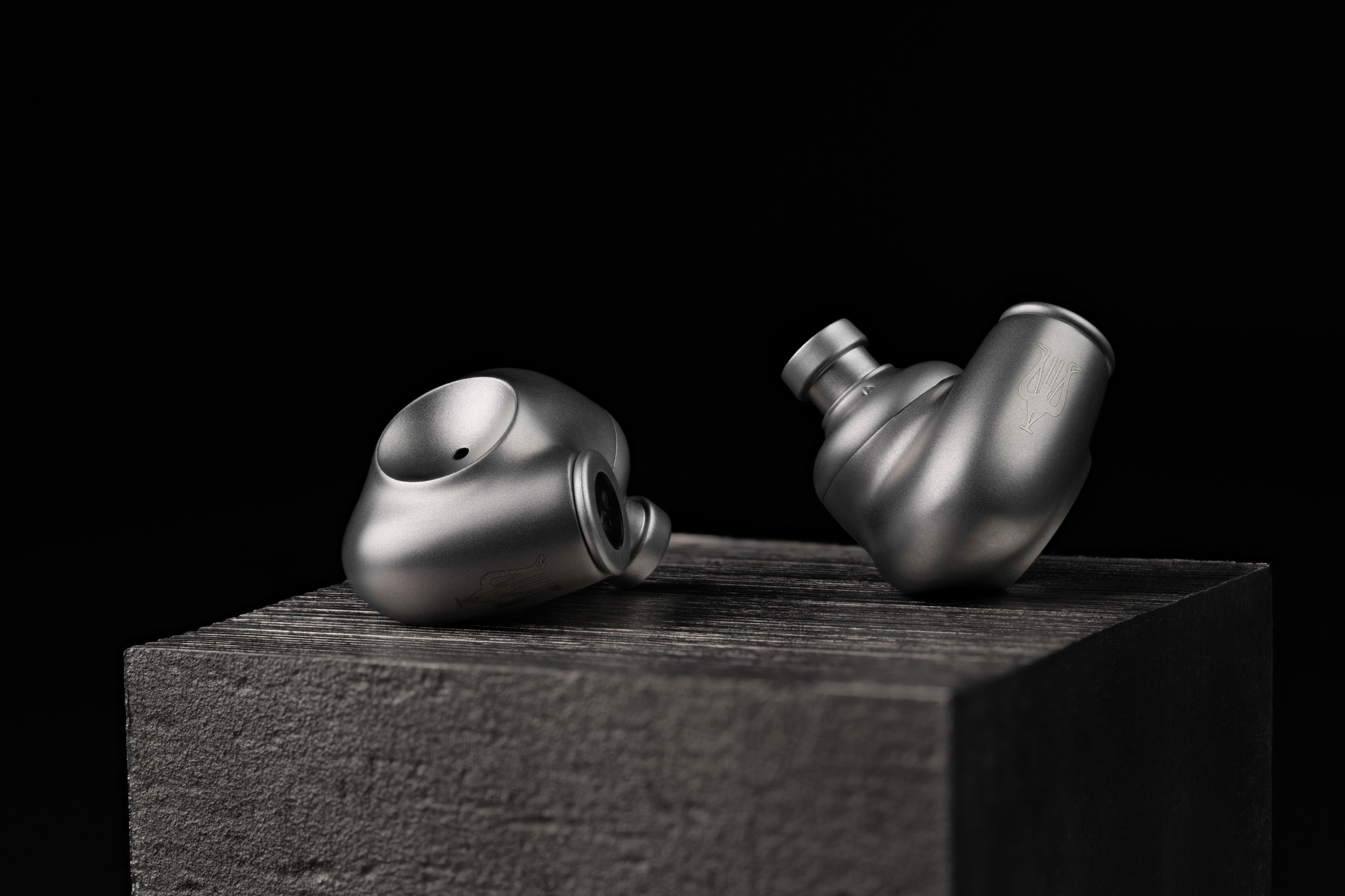 Meze Audio ASTRU in-ear monitors