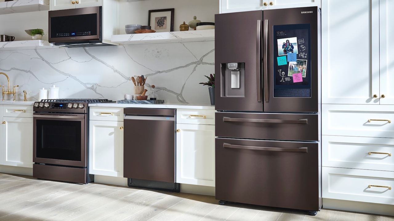 Best American-style fridge freezers: Samsung Family Hub