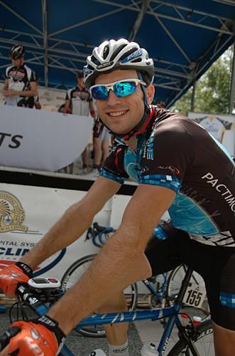 Tim Henry (DLP Racing) is all smiles before the start.
