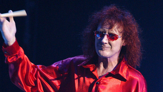 Colin Burgess performing with Masters Apprentices in 2002 in Sydney, Australia
