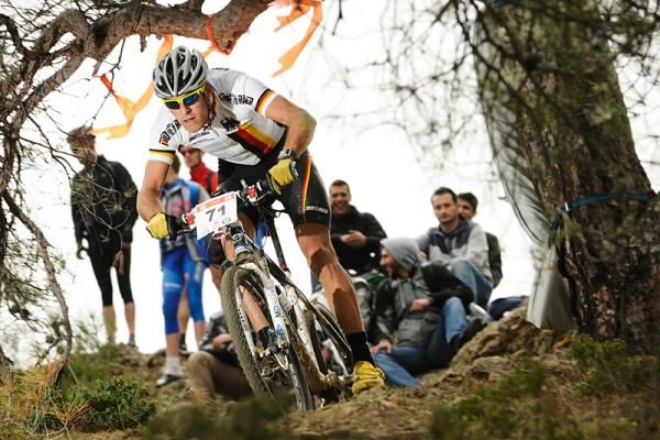 Anja Gradl (German National Team) descends