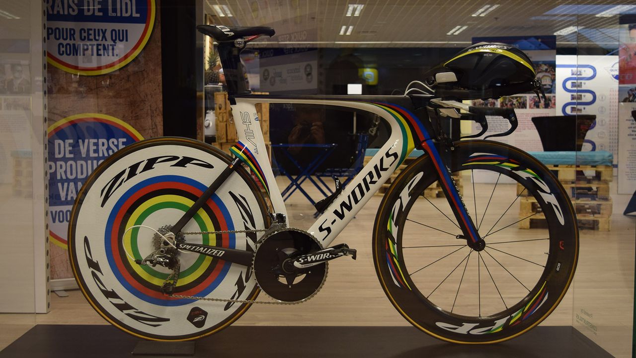 Tony Martin's 2014 Specialized S-Works Shiv in world champion colours