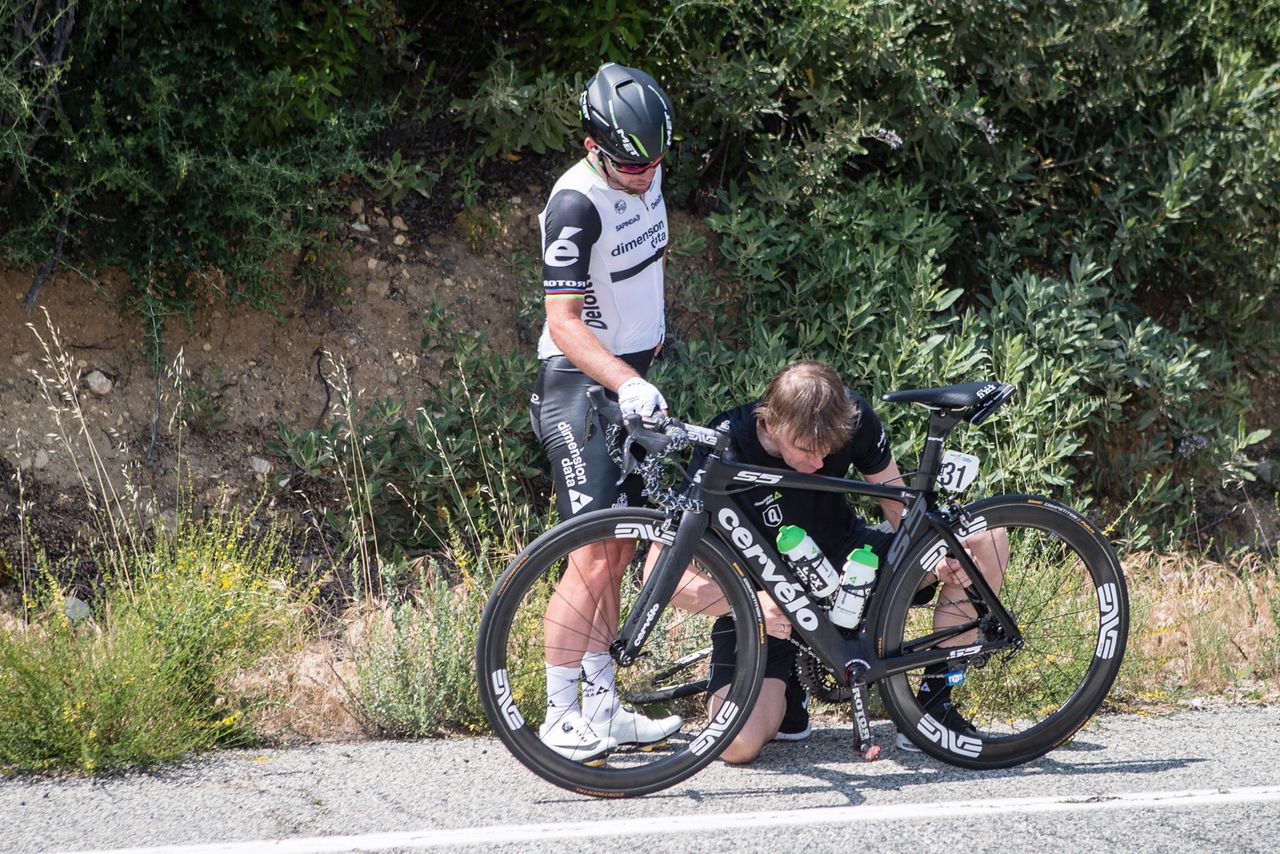 Mark Cavendish (Dimension Data) was one of the victims of todays many flats