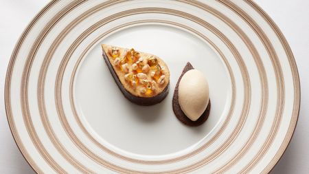 Caramelia and malt ‘gateaux’ with honey vinegar and Madagascar vanilla ice cream