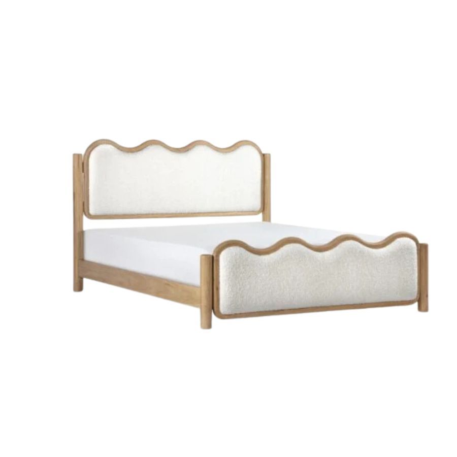 A scallop headboard bed