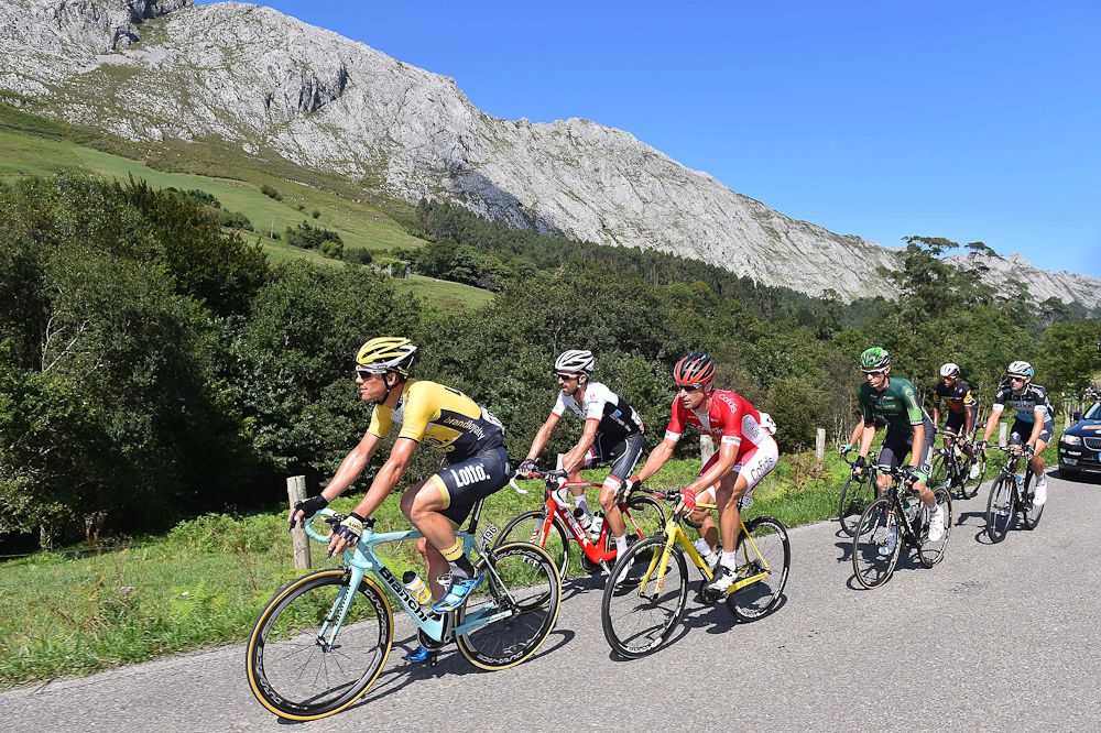 The breakaway in action during stage 15 of the Vuelta a Espana.