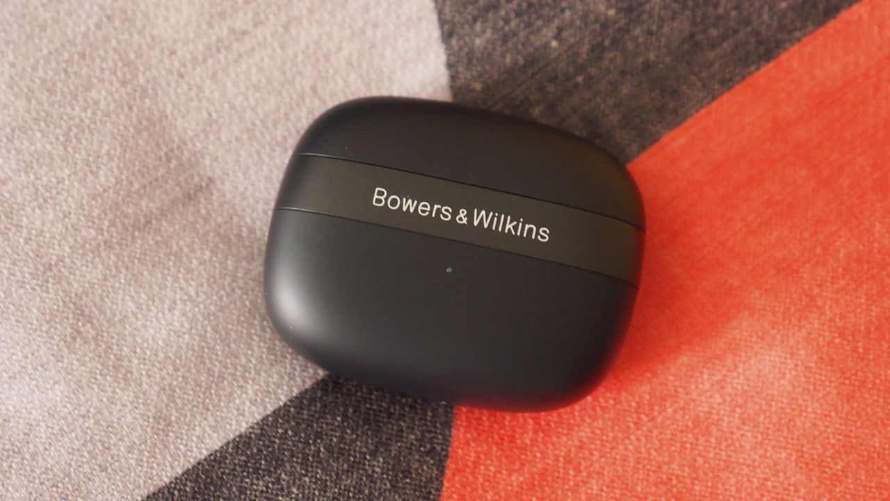 Bowers &amp; Wilkins Pi8 review