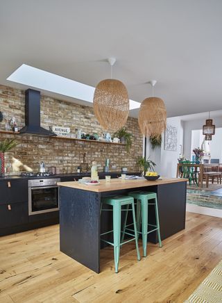 small open plan kitchen in victorian terrace