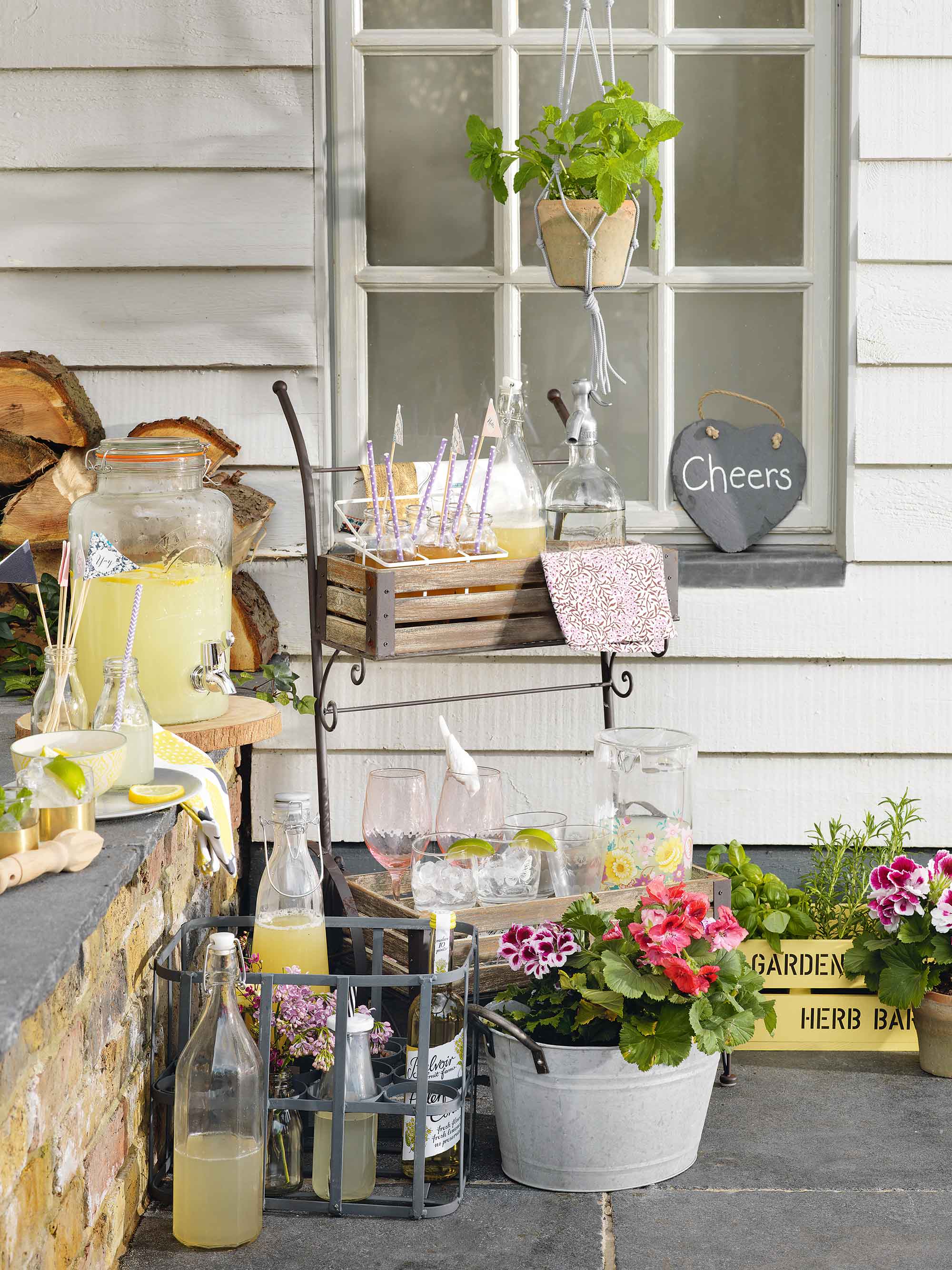 Garden party ideas 25 brilliant ways to entertain outdoors Gardeningetc