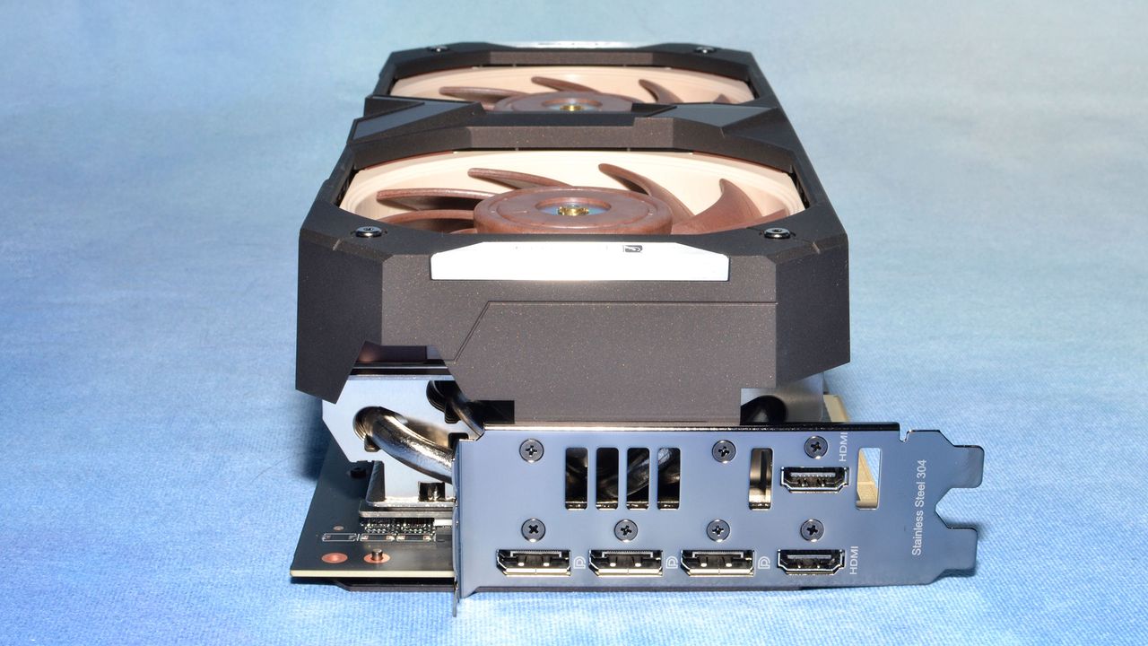 Asus RTX 4080 Noctua unboxing and product shots