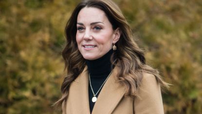 The story behind Kate Middleton's most sentimental necklace | Marie ...