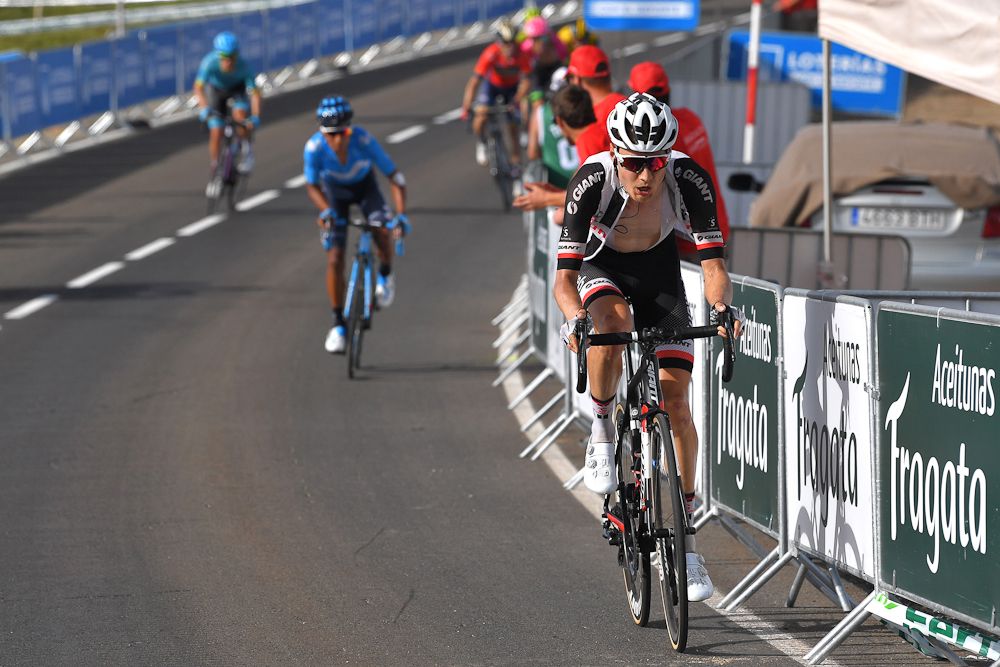Wilco Kelderman attacks near the end of stage 9 at the Vuelta