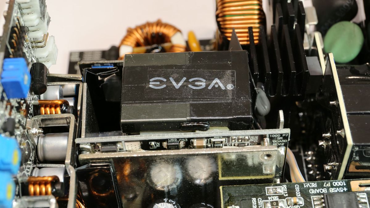 EVGA 1000 G7
