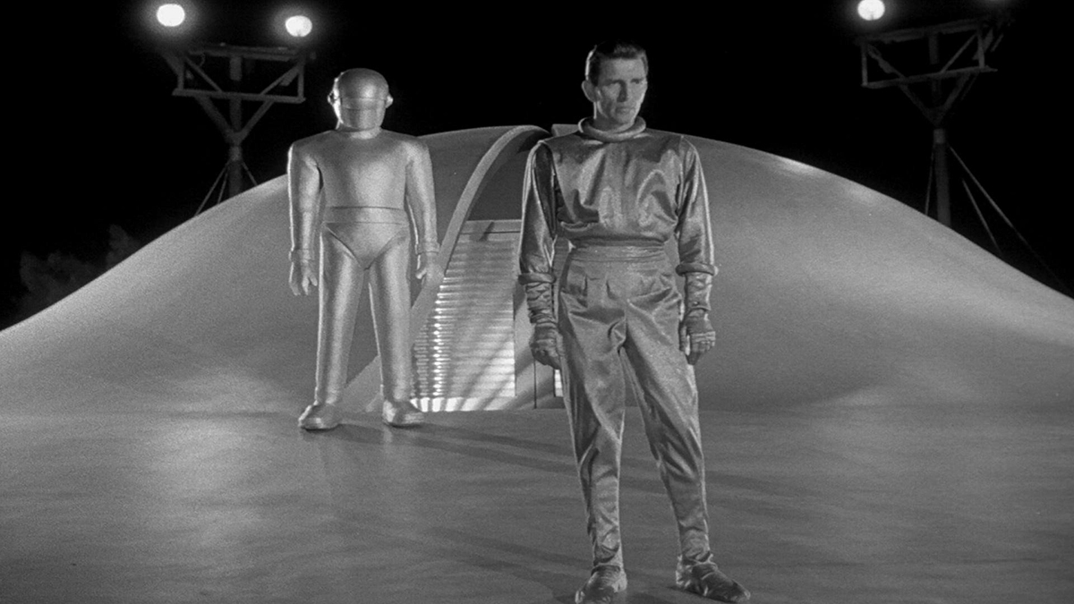 A still from the classic sci-fi movie The Day the Earth Stood Still