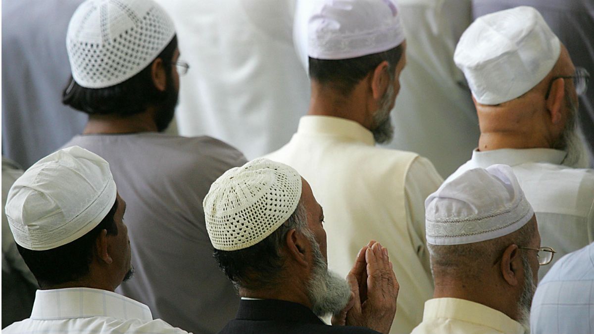 Half Of British Muslims Think Homosexuality Should Be Illegal The Week 