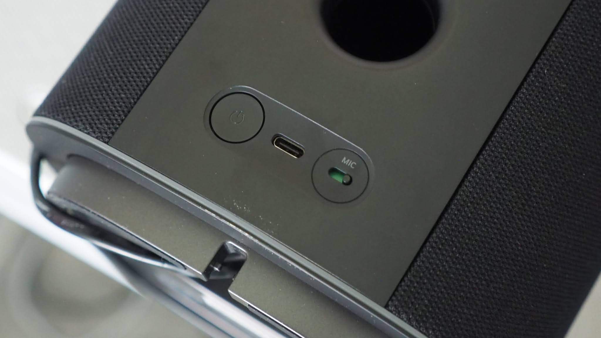 LG Sound Suite M7 speaker review