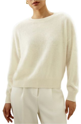 Classic Round Neck Cashmere Sweater