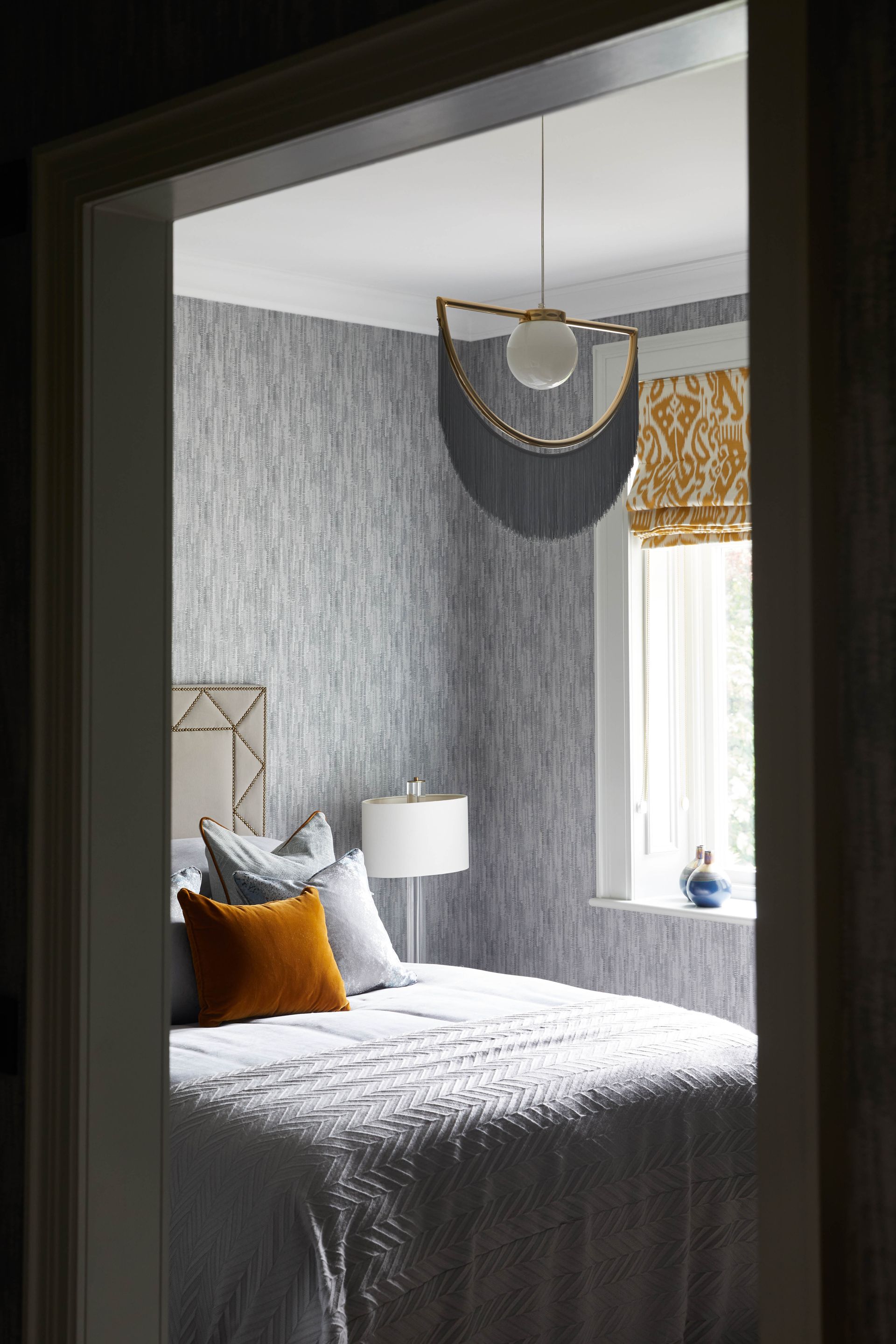 small bedroom lighting ideas