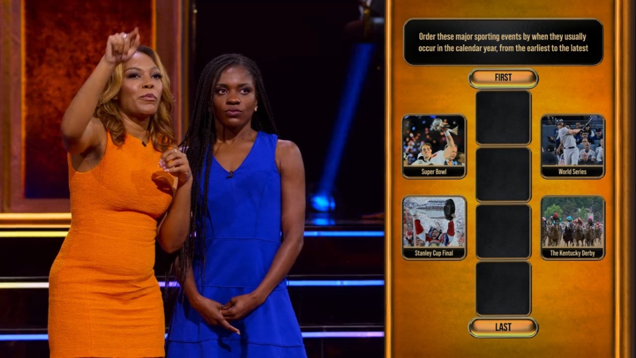 Jasmine en Macy strijden tegen elkaar in What's in the Box?