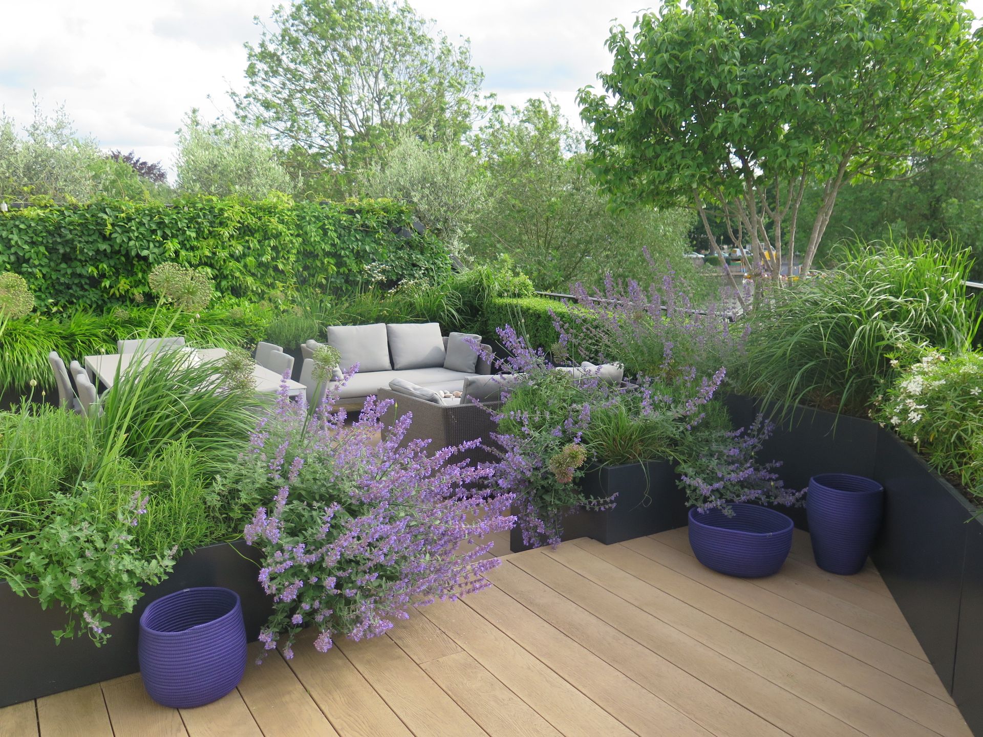 9 small garden decking ideas to extend a tiny outdoor space | Livingetc