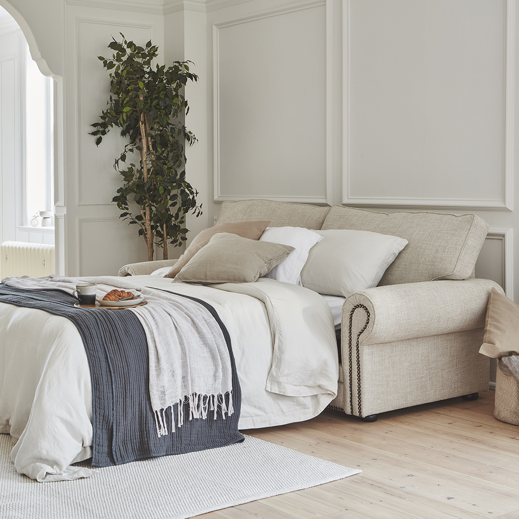 Darlings of Chelsea Canterbury 3.5 Seater Sofabed