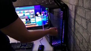 StickmanAdmin peeling off his case plasting and killing his PC