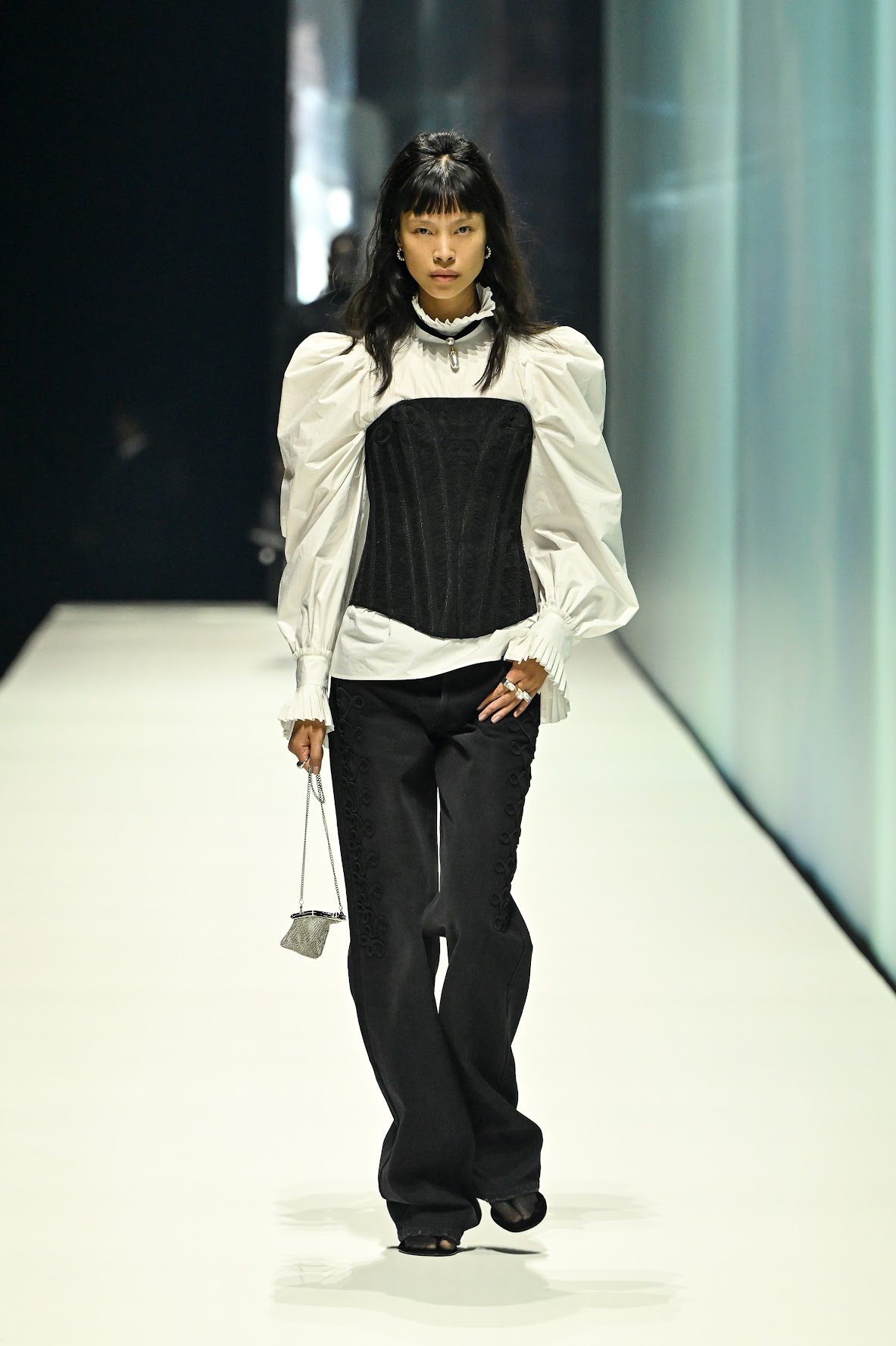 H&amp;amp;M runway