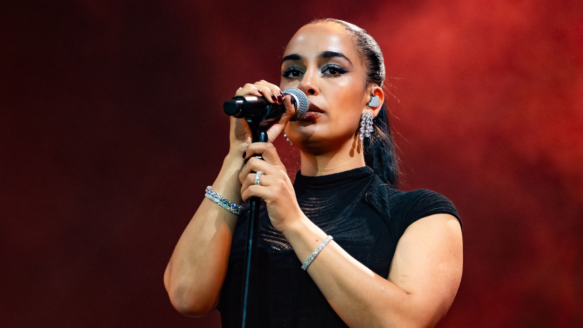Jorja Smith performing during All Points East at Victoria Park on August 21, 2026 in London
